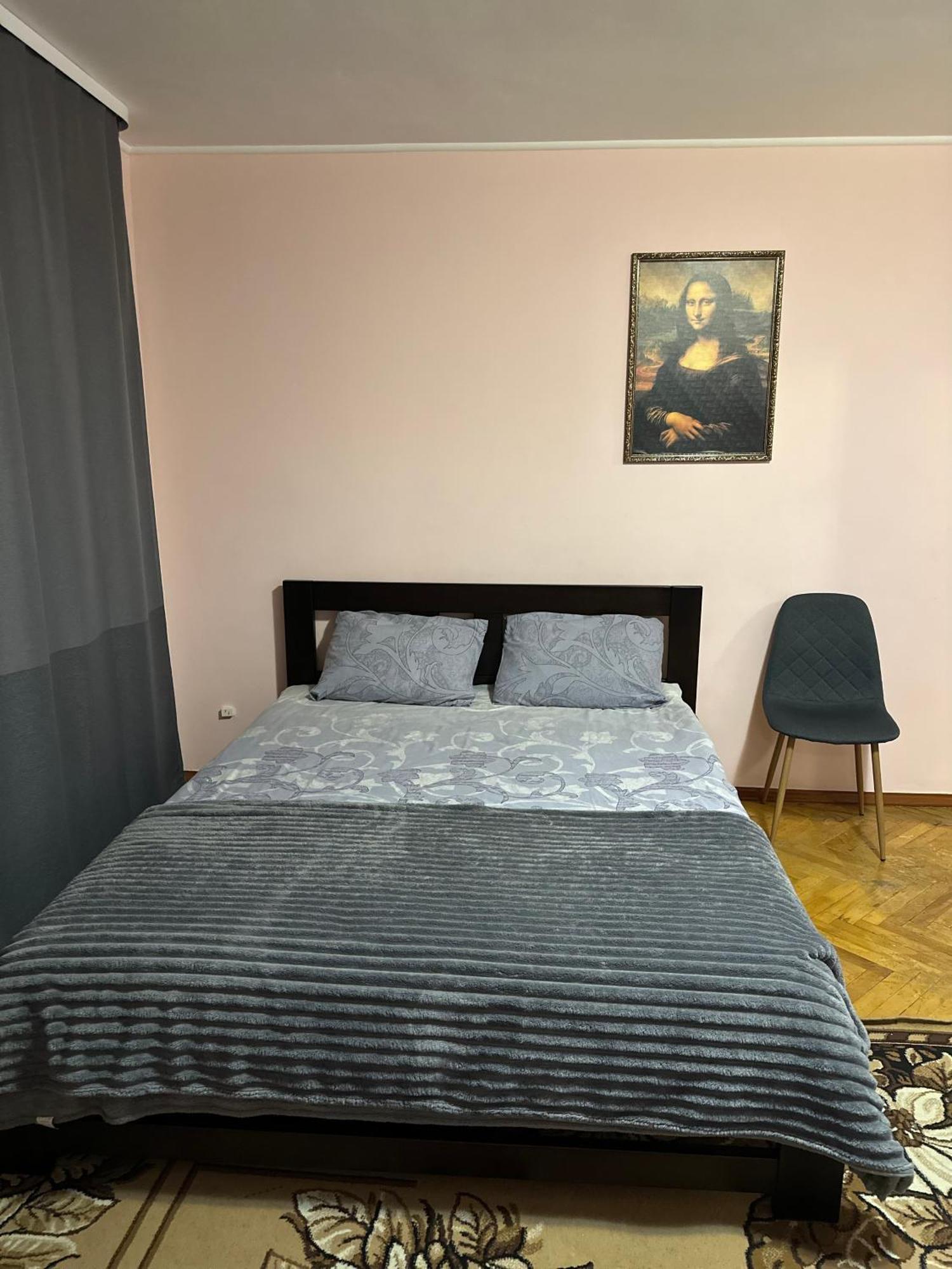 4-км в центрі міста Rivne